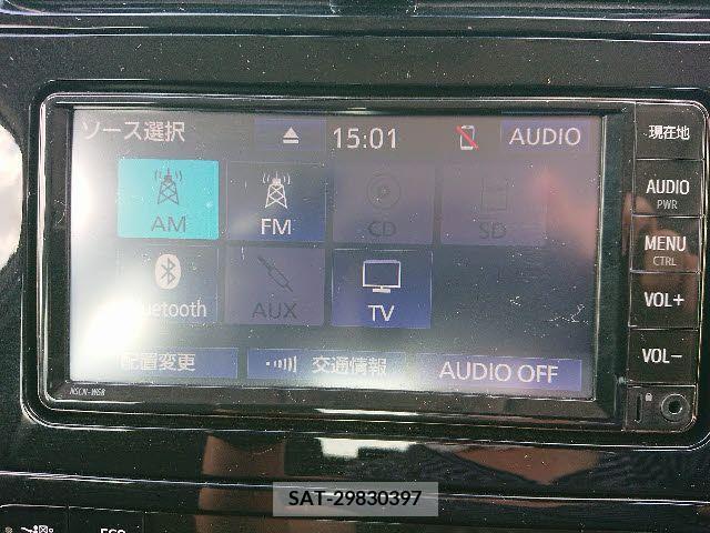 Toyota PRIUS 2020-04 322483-4