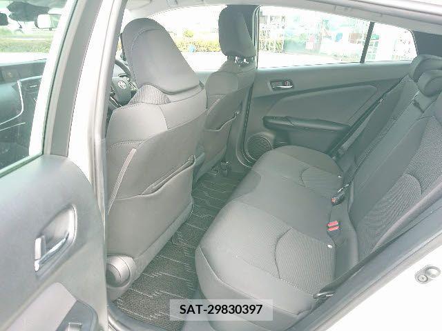 Toyota PRIUS 2020-04 322483-12