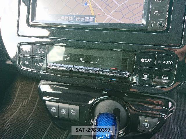 Toyota PRIUS 2020-04 322483-26