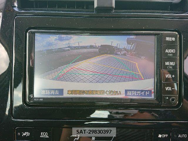 Toyota PRIUS 2020-04 322483-10