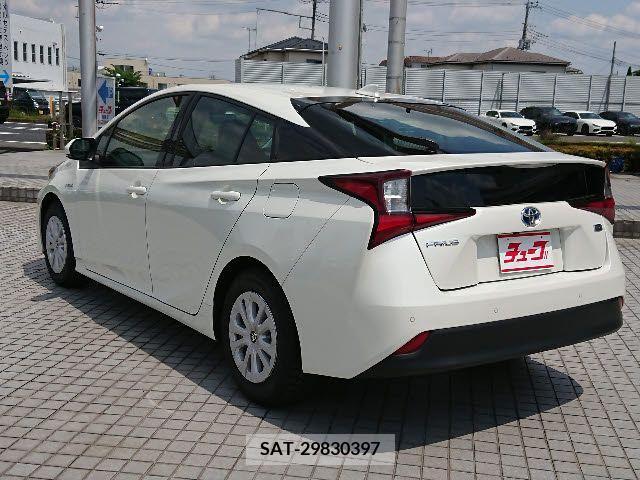Toyota PRIUS 2020-04 322483-8
