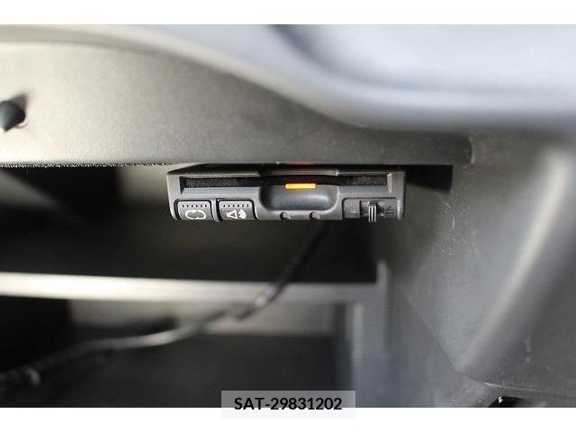 Nissan NOTE 2017-04 254894-4