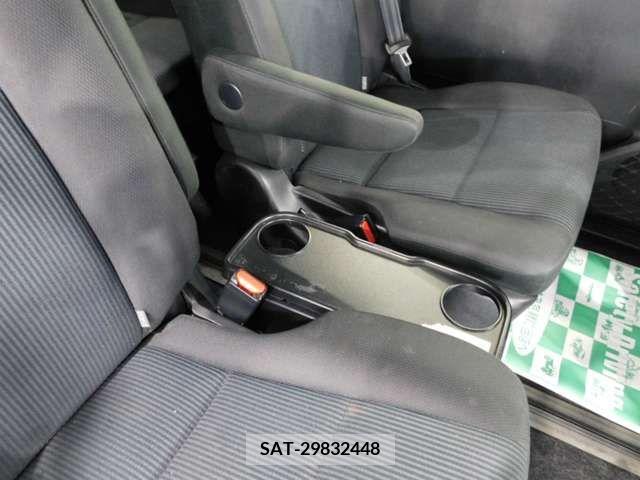 Toyota NOAH 2014-12 212053-14