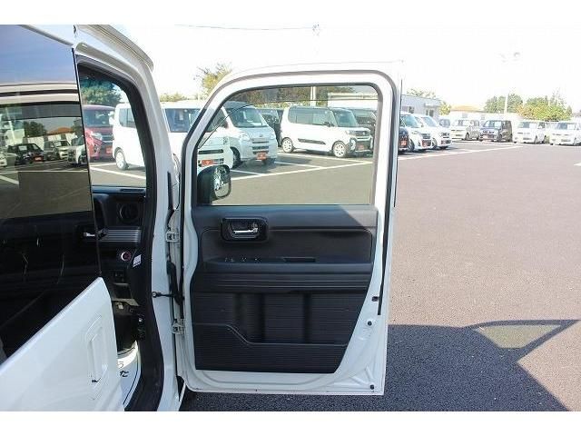 Honda N-VAN 2019-07 12975-8