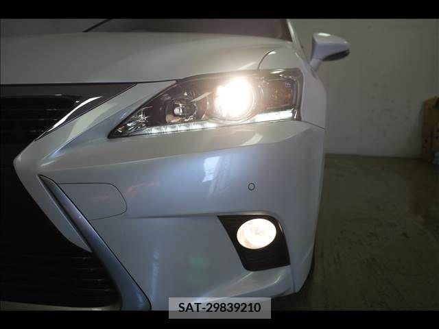 Lexus CT 2015-06 275613-5