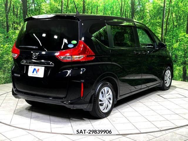 Honda FREED 2016-10 302884-18