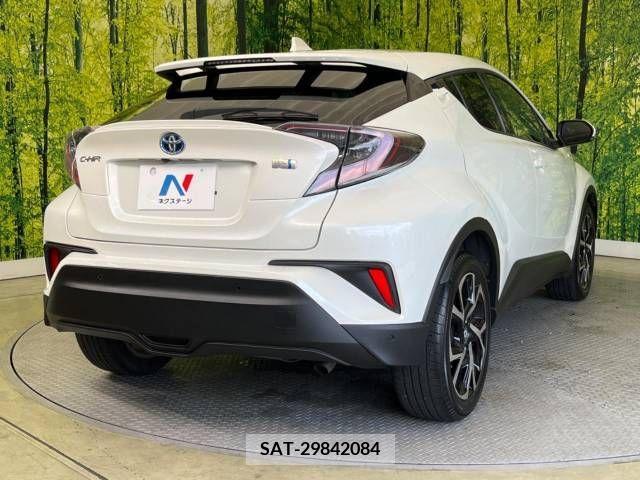 Toyota C-HR 2017-06 342925-17