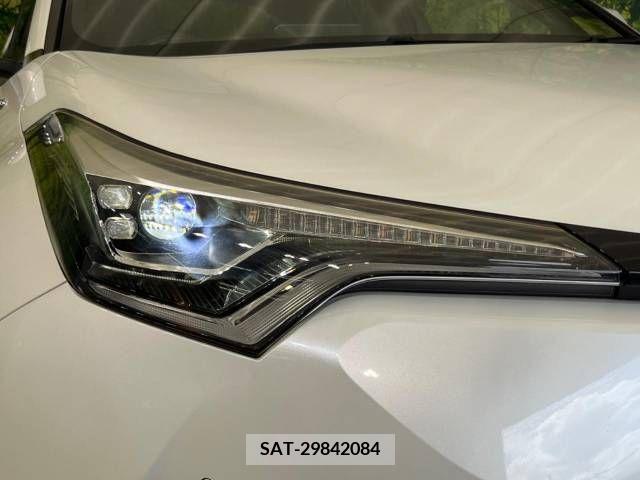 Toyota C-HR 2017-06 342925-13