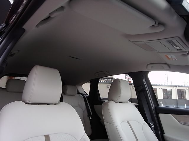 Mazda CX-60 2022-09 5865-23
