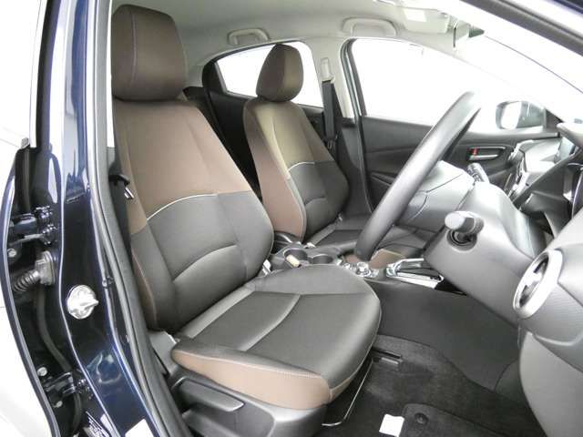 Mazda MAZDA2 2019-11 185826-5