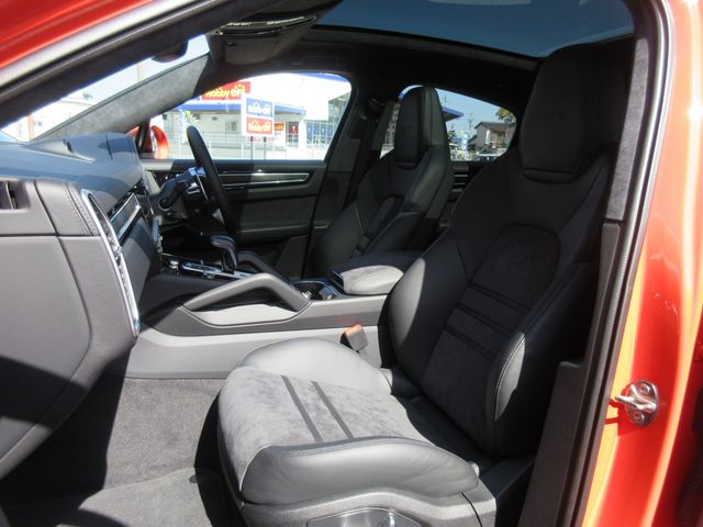 Porsche CAYENNE 2021-03 3768-14