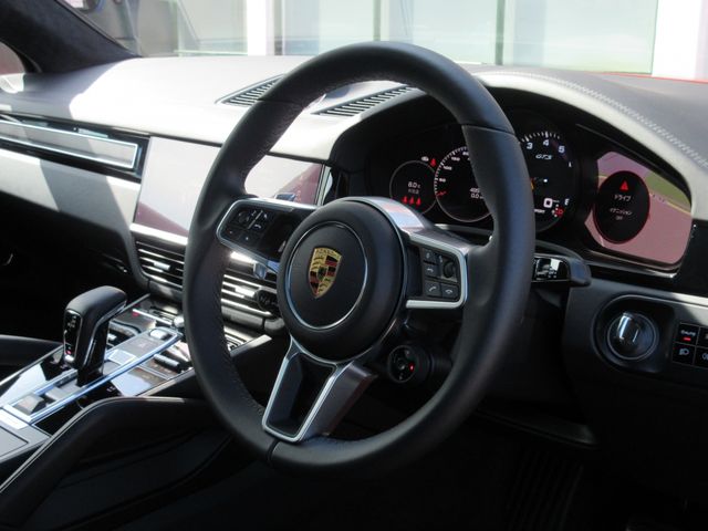 Porsche CAYENNE 2021-03 3768-21