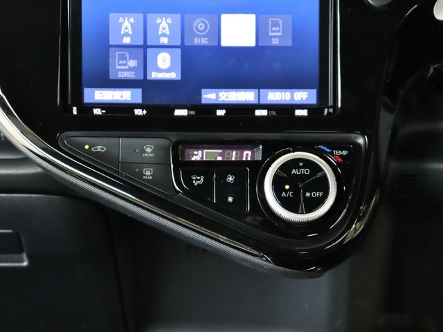 Toyota AQUA 2018-10 20439-9