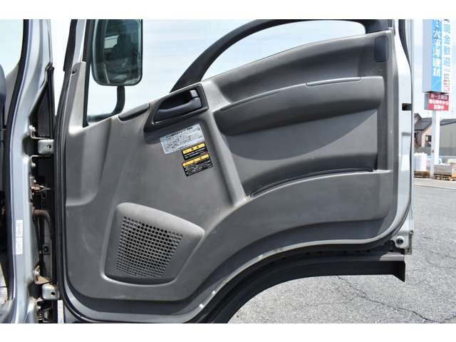 Isuzu ELF TRUCK 2010-12 18322-9