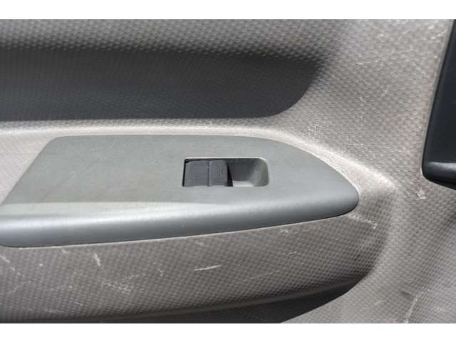 Isuzu ELF TRUCK 2010-12 18322-12