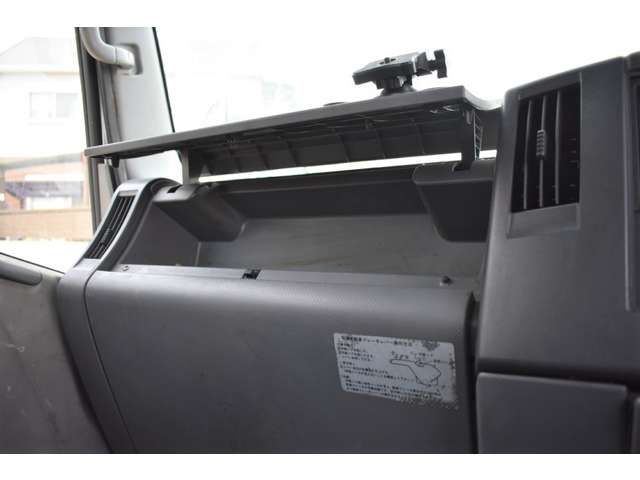 Isuzu ELF TRUCK 2010-12 18322-15