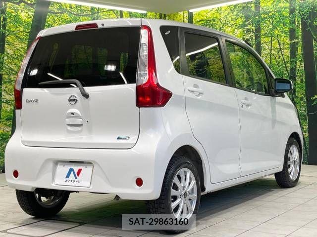 Nissan DAYZ 2013-06 323225-17