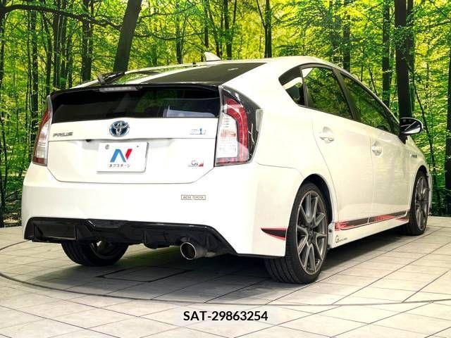 Toyota PRIUS 2014-02 217571-17