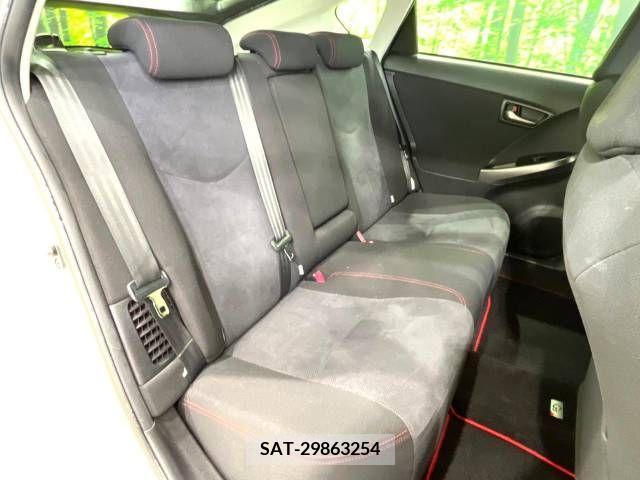 Toyota PRIUS 2014-02 217571-9