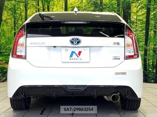Toyota PRIUS 2014-02 217571-15