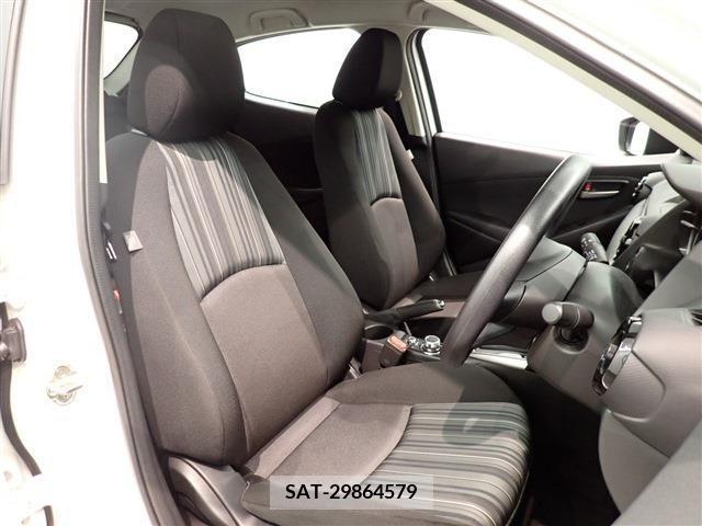 Mazda MAZDA2 2022-02 335922-21