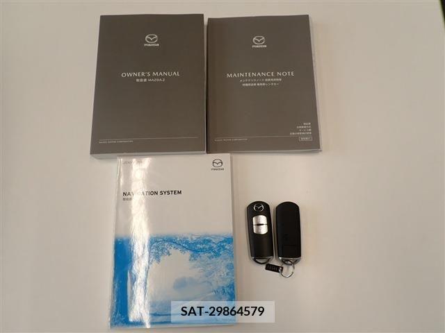Mazda MAZDA2 2022-02 335922-2