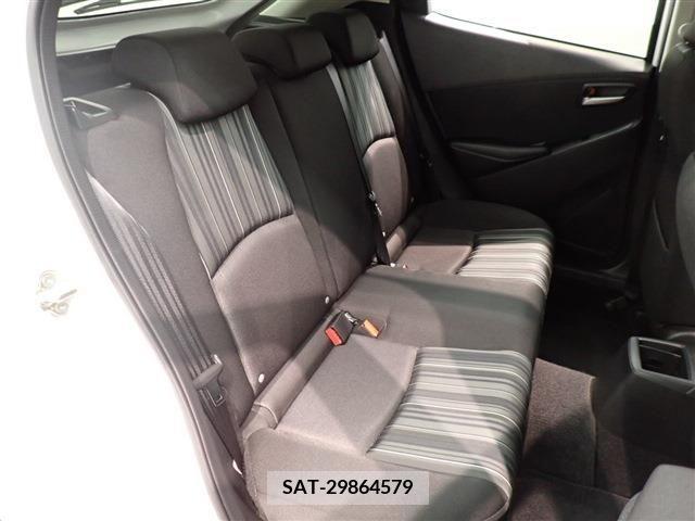 Mazda MAZDA2 2022-02 335922-25