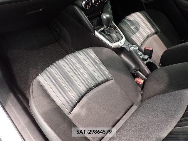 Mazda MAZDA2 2022-02 335922-24