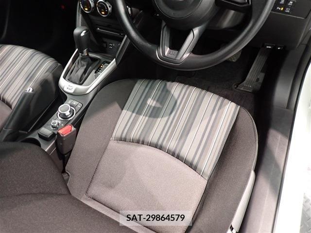 Mazda MAZDA2 2022-02 335922-22