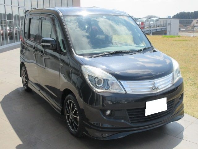 Mitsubishi DELICA D2 2012-03 2813-2