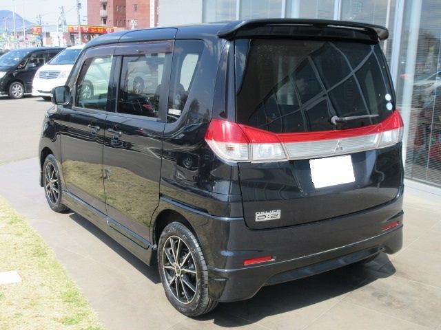 Mitsubishi DELICA D2 2012-03 2813-3