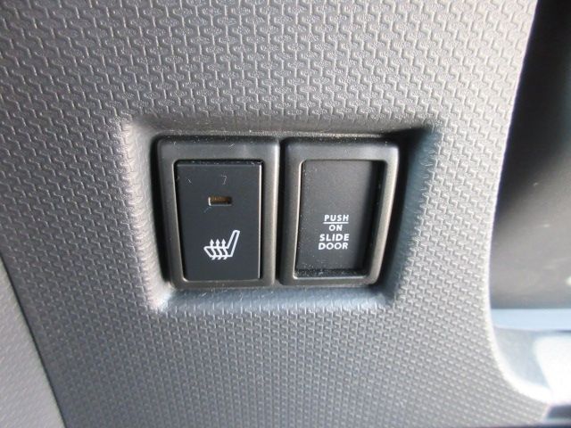 Mitsubishi DELICA D2 2012-03 2813-16