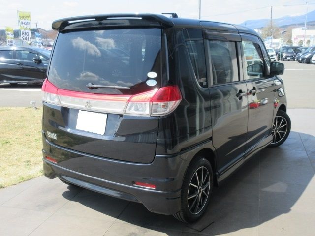 Mitsubishi DELICA D2 2012-03 2813-1