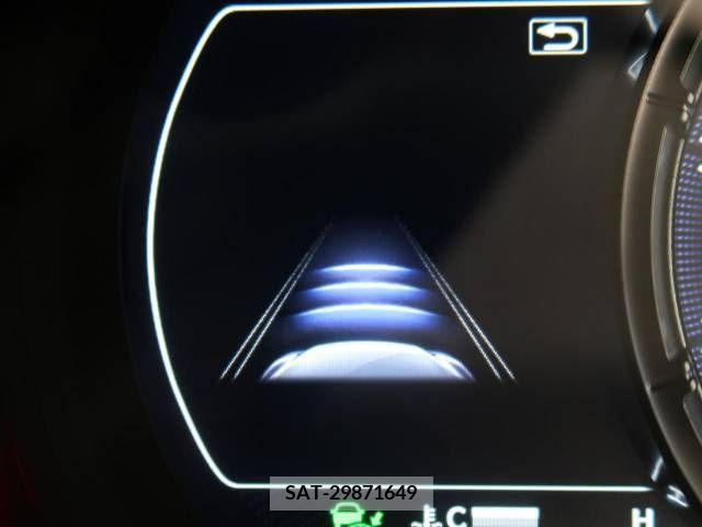 Lexus IS 2021-06 275348-8