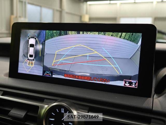 Lexus IS 2021-06 275348-3