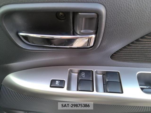 Mitsubishi EK CUSTOM 2013-09 252090-19