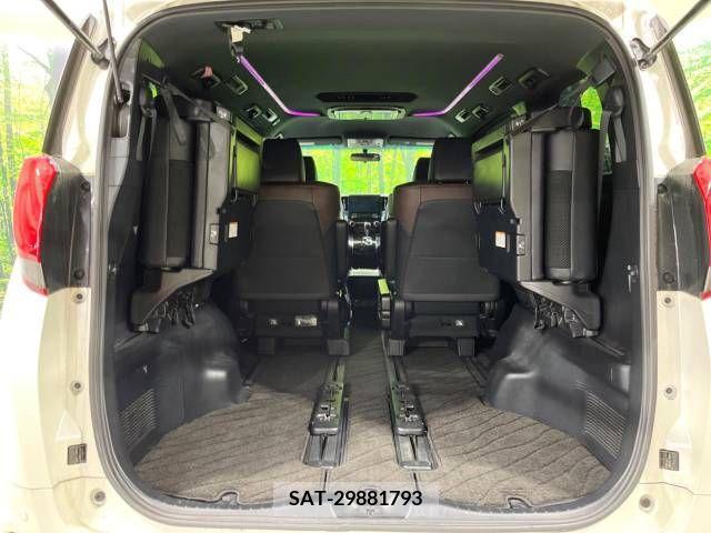 Toyota ALPHARD 2016-08 216513-11