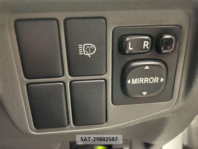 Toyota PRIUS 2009-05 384864-24