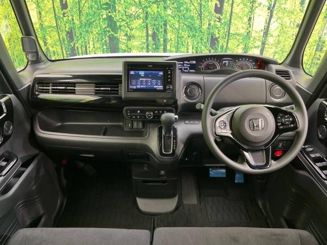 Honda N BOX CUSTOM 2021-01 180512-1