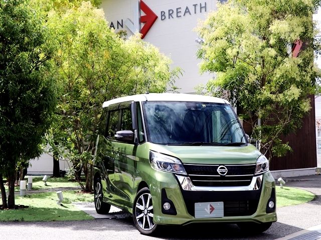 Nissan DAYZ ROOX 2018-08 13041-0