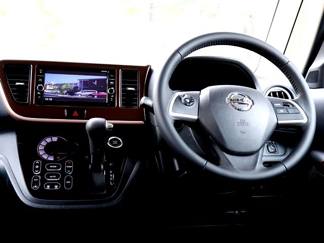 Nissan DAYZ ROOX 2018-08 13041-23