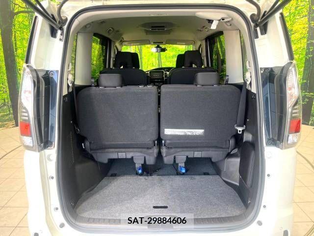 Nissan SERENA 2018-04 231876-11