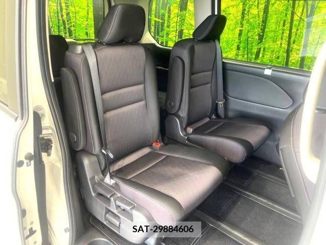 Nissan SERENA 2018-04 231876-9