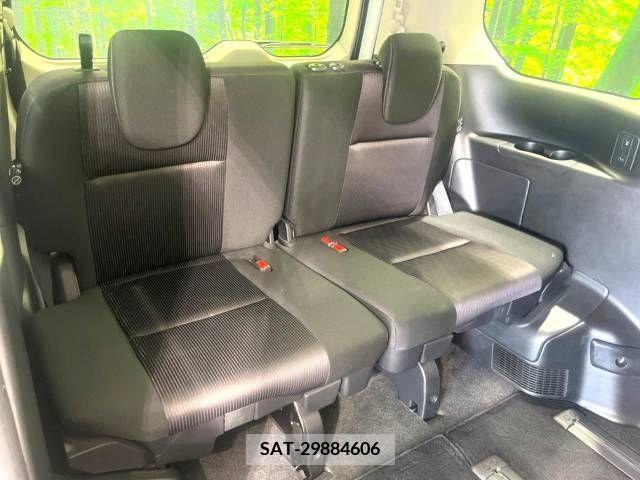 Nissan SERENA 2018-04 231876-10
