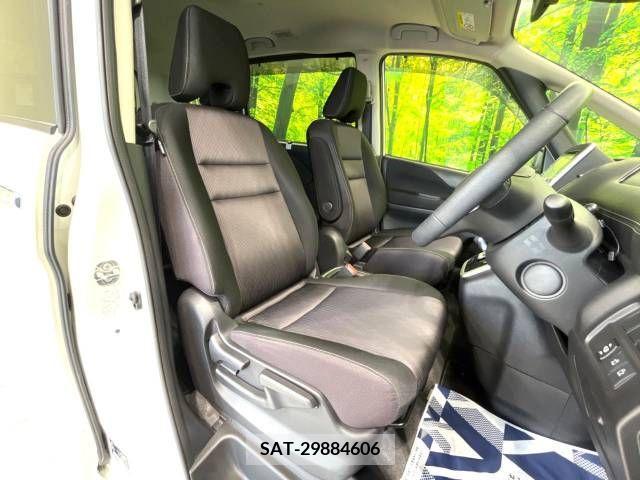Nissan SERENA 2018-04 231876-8