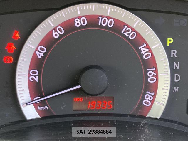 Toyota ISIS 2012-02 327736-13