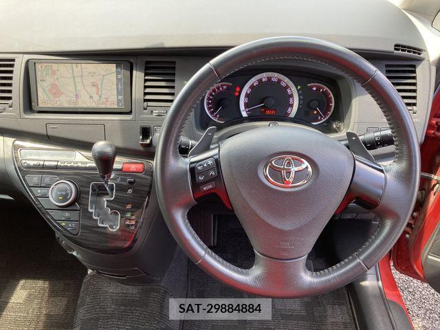 Toyota ISIS 2012-02 327736-12