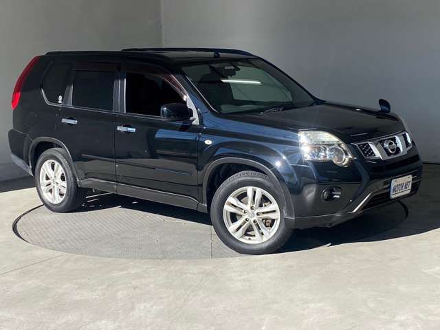 Nissan X-TRAIL 2011-06 190611-7