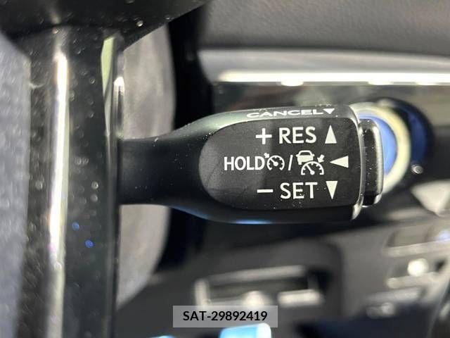 Toyota PRIUS 2022-07 322519-4