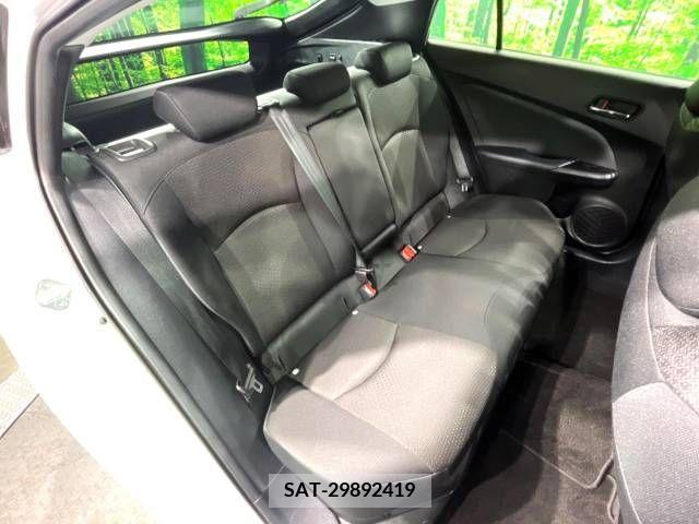 Toyota PRIUS 2022-07 322519-9